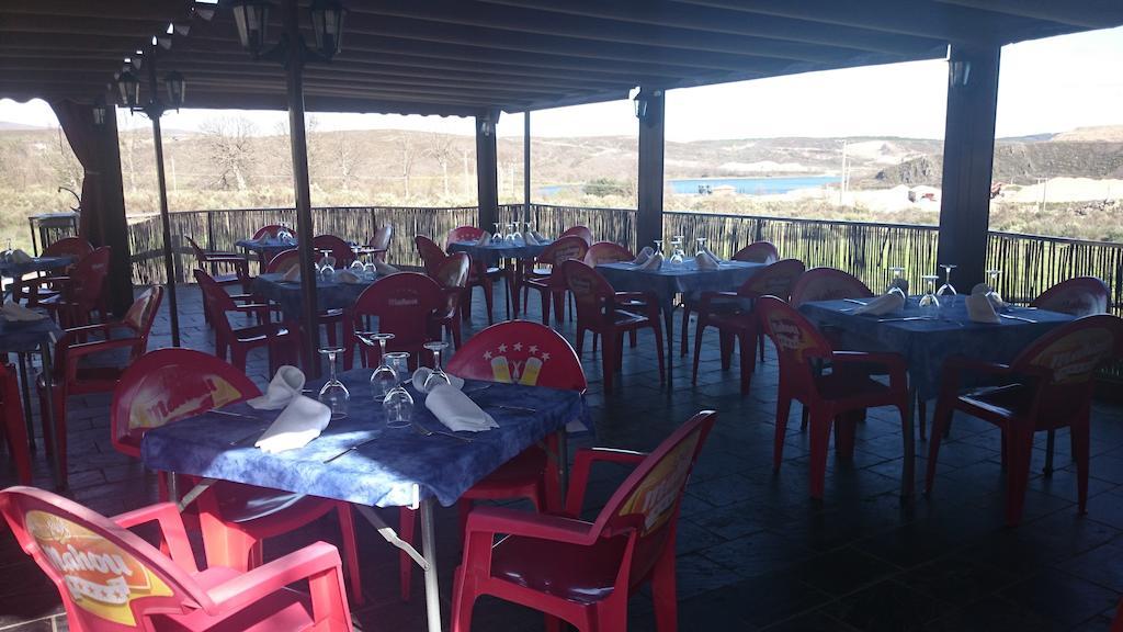 Tierra De Lobos Hotel Puebla de Sanabria Ngoại thất bức ảnh